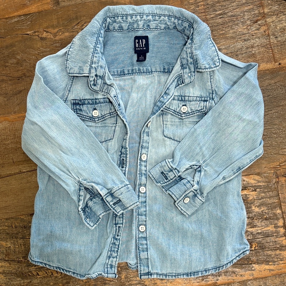 GAP Cute Toddler Faded Blue Button-Up Shirt